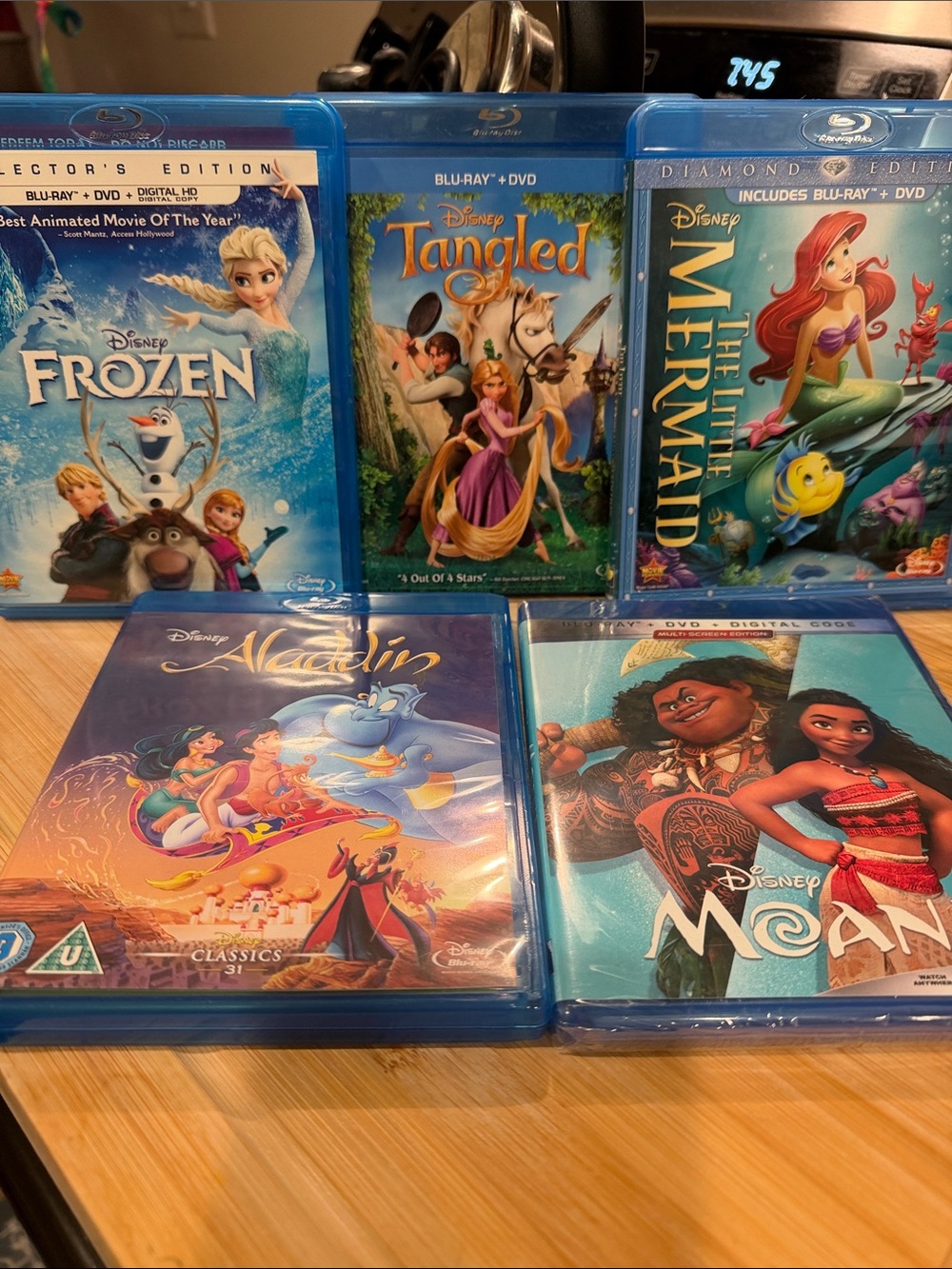 Disney Classic Animated Movies- Blu-Ray Bundle